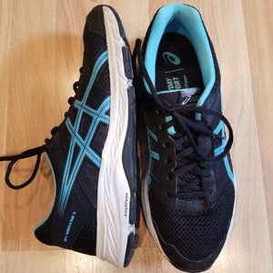 Women's Asics Gel Contend 5 Size 9.5